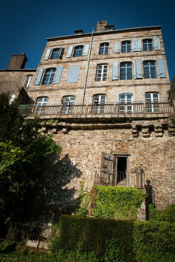 Hotel Particulier Le Mercier De Montigny -Une Nuit Sur Les Remparts- Fougeres Luaran gambar