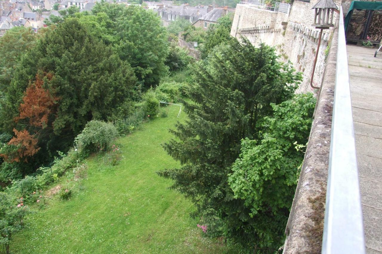 Hotel Particulier Le Mercier De Montigny -Une Nuit Sur Les Remparts- Fougeres Luaran gambar